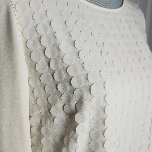 AKRIS punto silk ivory long sleeve bouse, size 6. - Picture 3 of 13